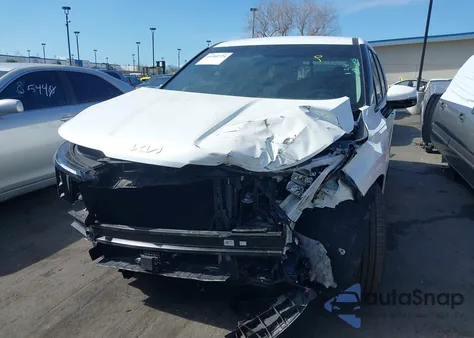 2025 Kia Carnival Mpv Lxs z USA, uszkodzony, nr VIN KNDNB5K3XS6456981